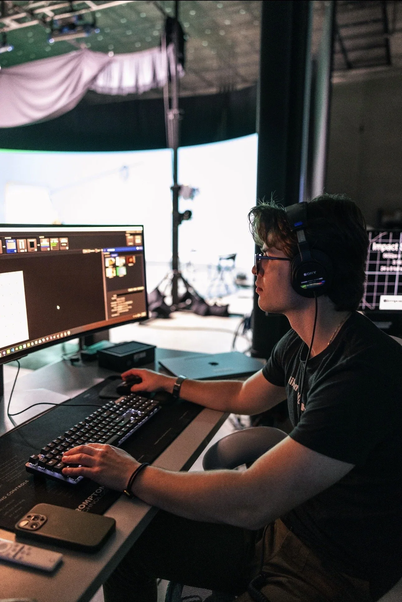 Julian at the operator station beside the LED volume